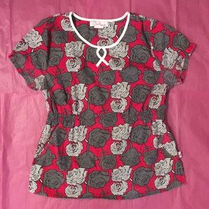 Creations by Leah Floral Roses Ribbon Scrub Top Size X-Small